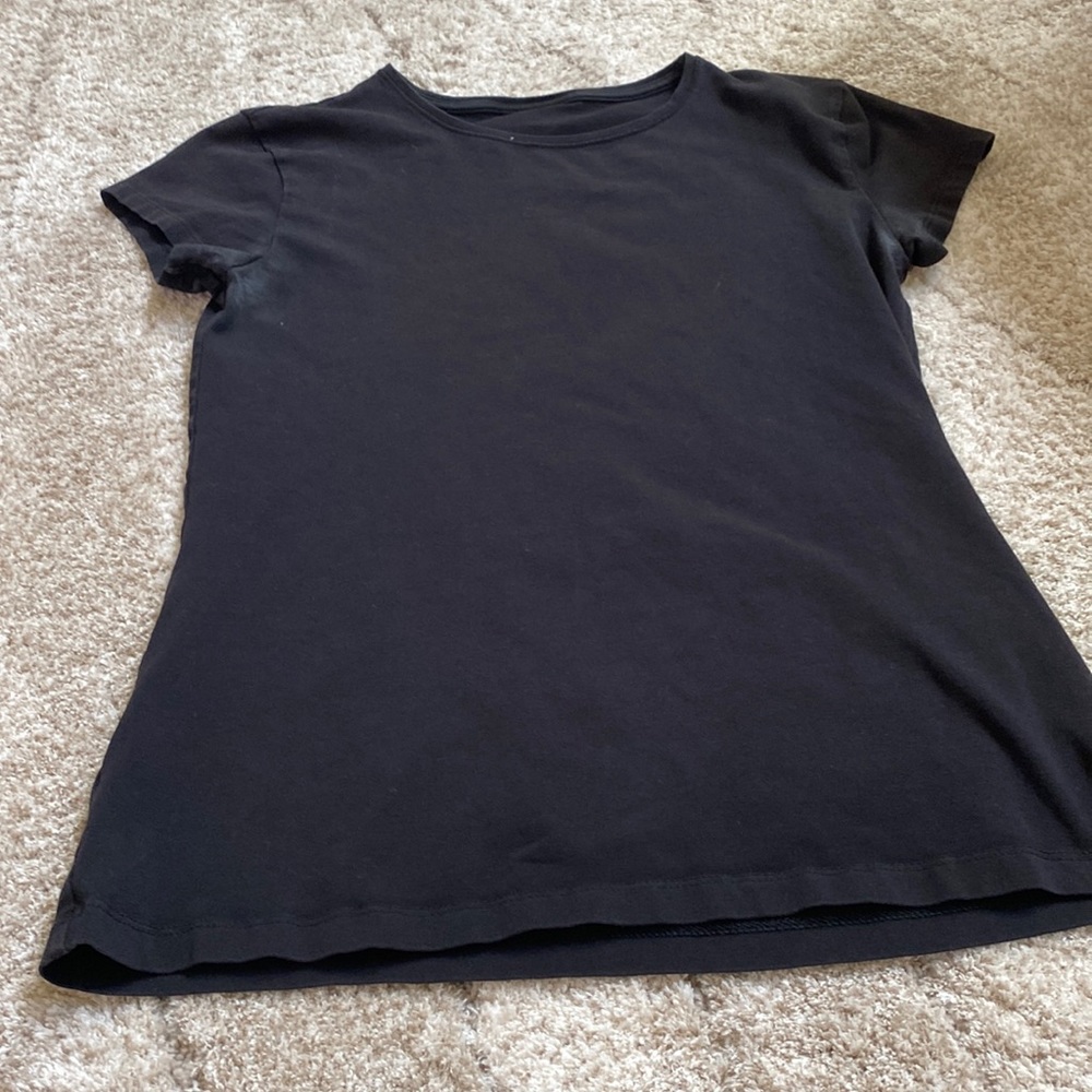 black short sleeve shirt